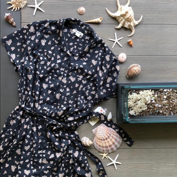 🌸BILLABONG🌸 - Picture 2 of 8